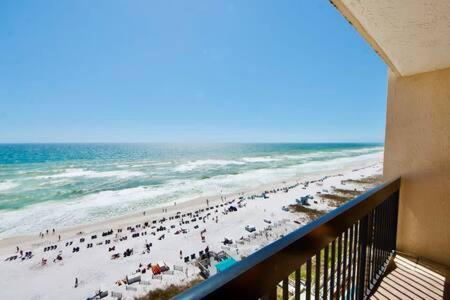The Oyster By Brightwild-Beachfront Condo Destin Eksteriør billede