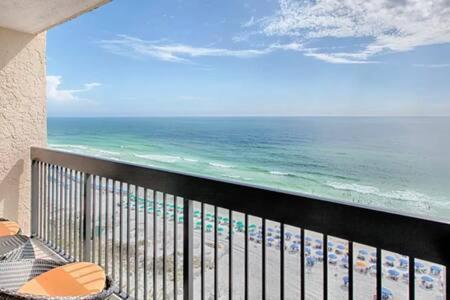 The Oyster By Brightwild-Beachfront Condo Destin Eksteriør billede