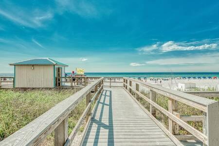 The Oyster By Brightwild-Beachfront Condo Destin Eksteriør billede